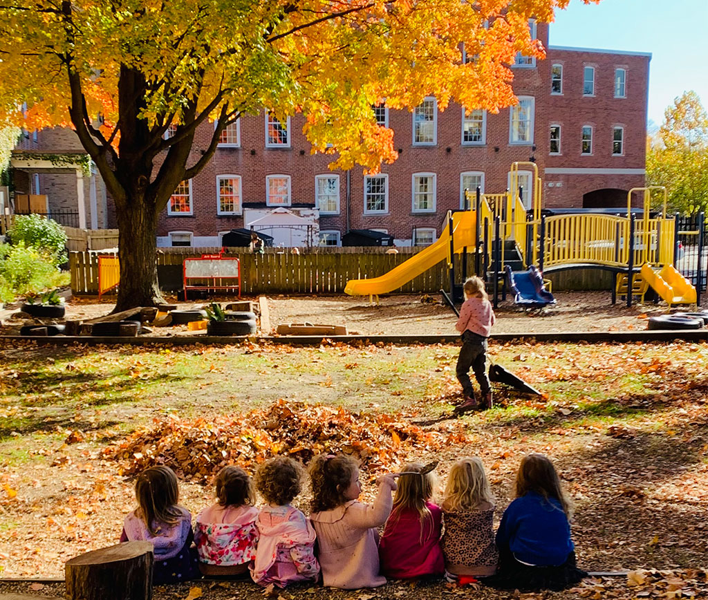 Outdoor-Playgrounds-Provide-Daily-Adventures